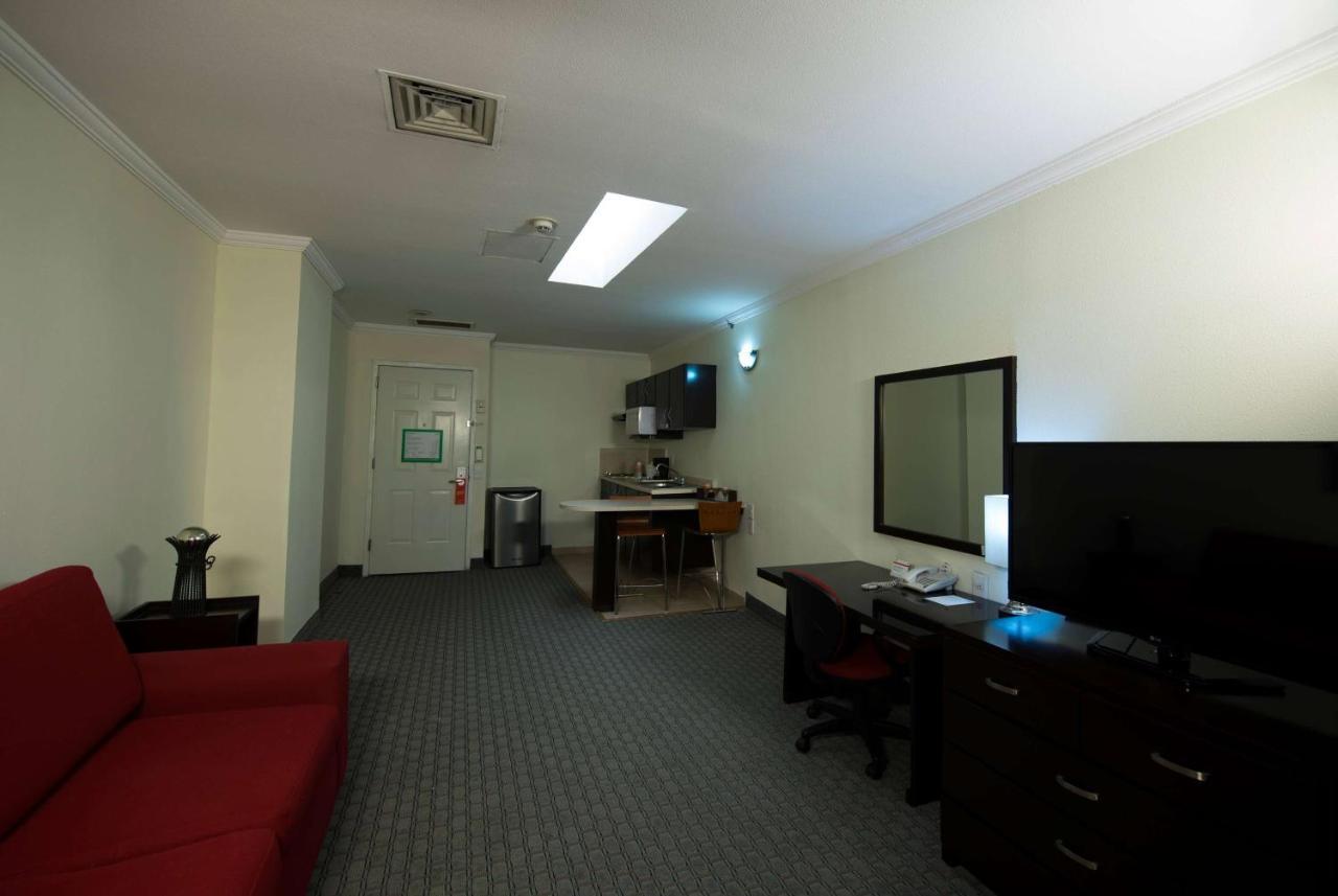 Hotel Ramada By Wyndham Ciudad De Perinorte Mexico-stad